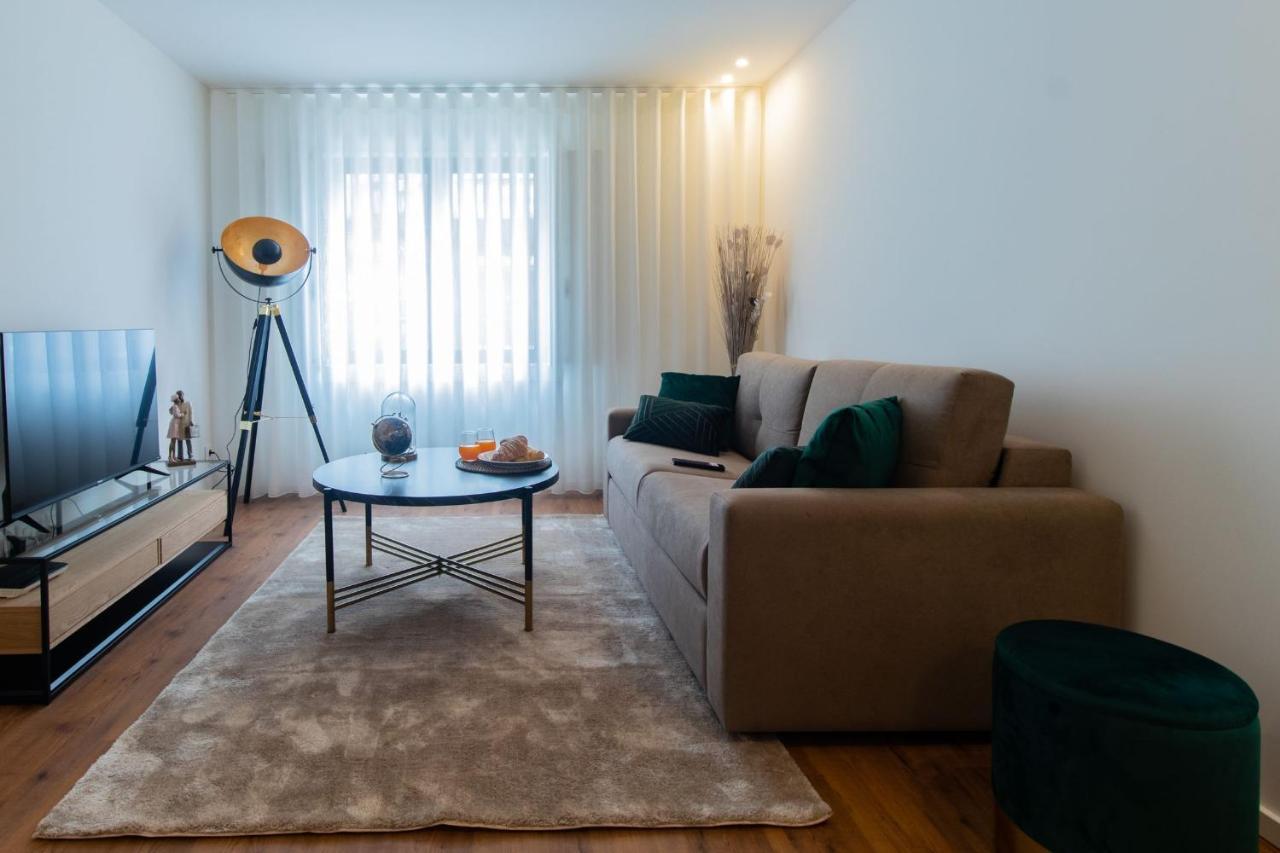 Stunning Apartment W/ Free Parking By Lovelystay OOporto Esterno foto